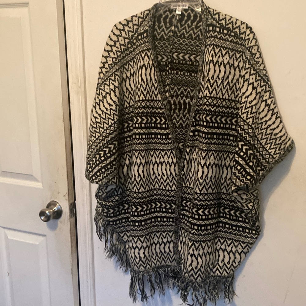 Roommates size 2x sweater no buttons